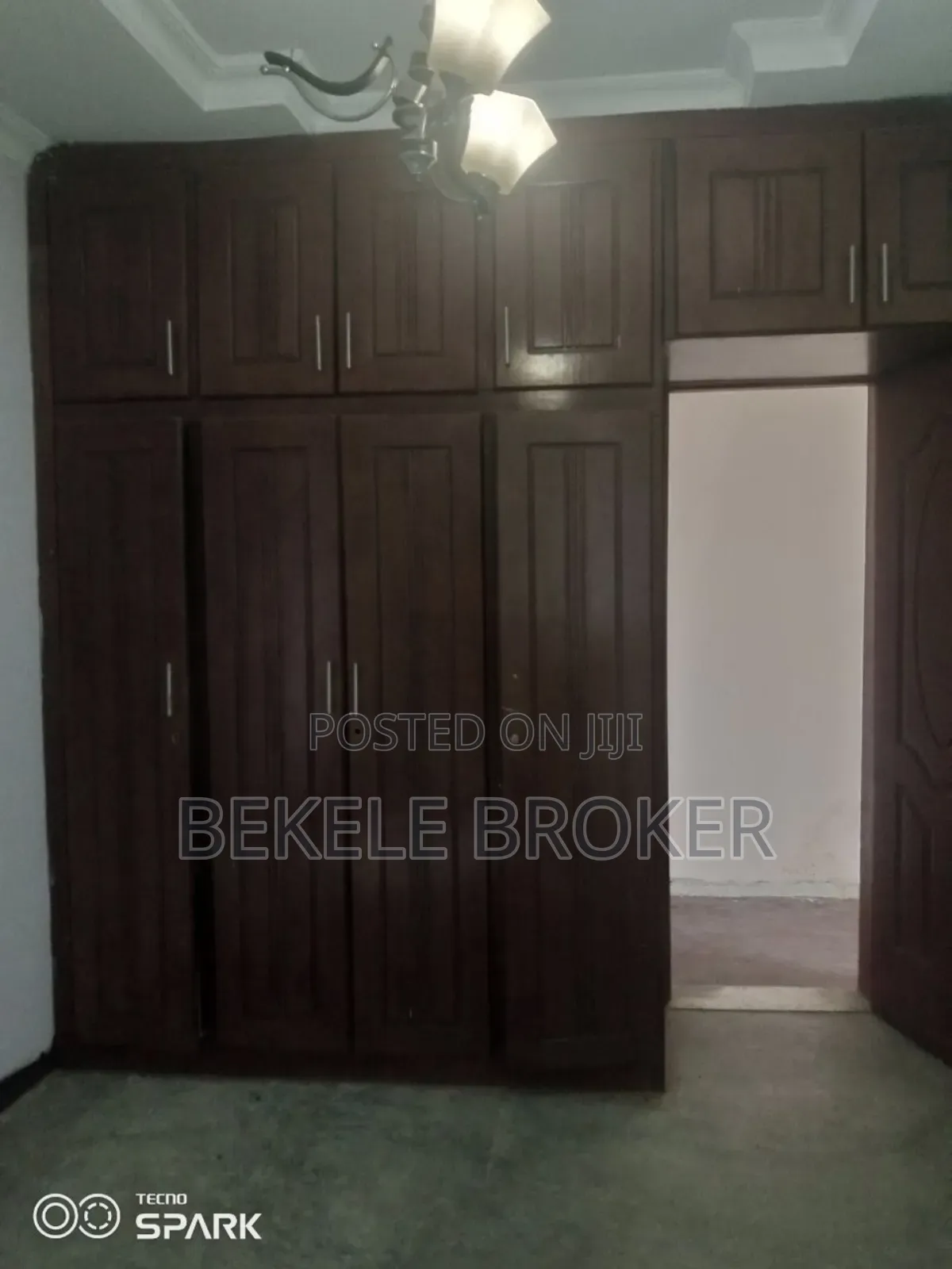 Furnished 4bdrm Villa in Villa, Bole for sale