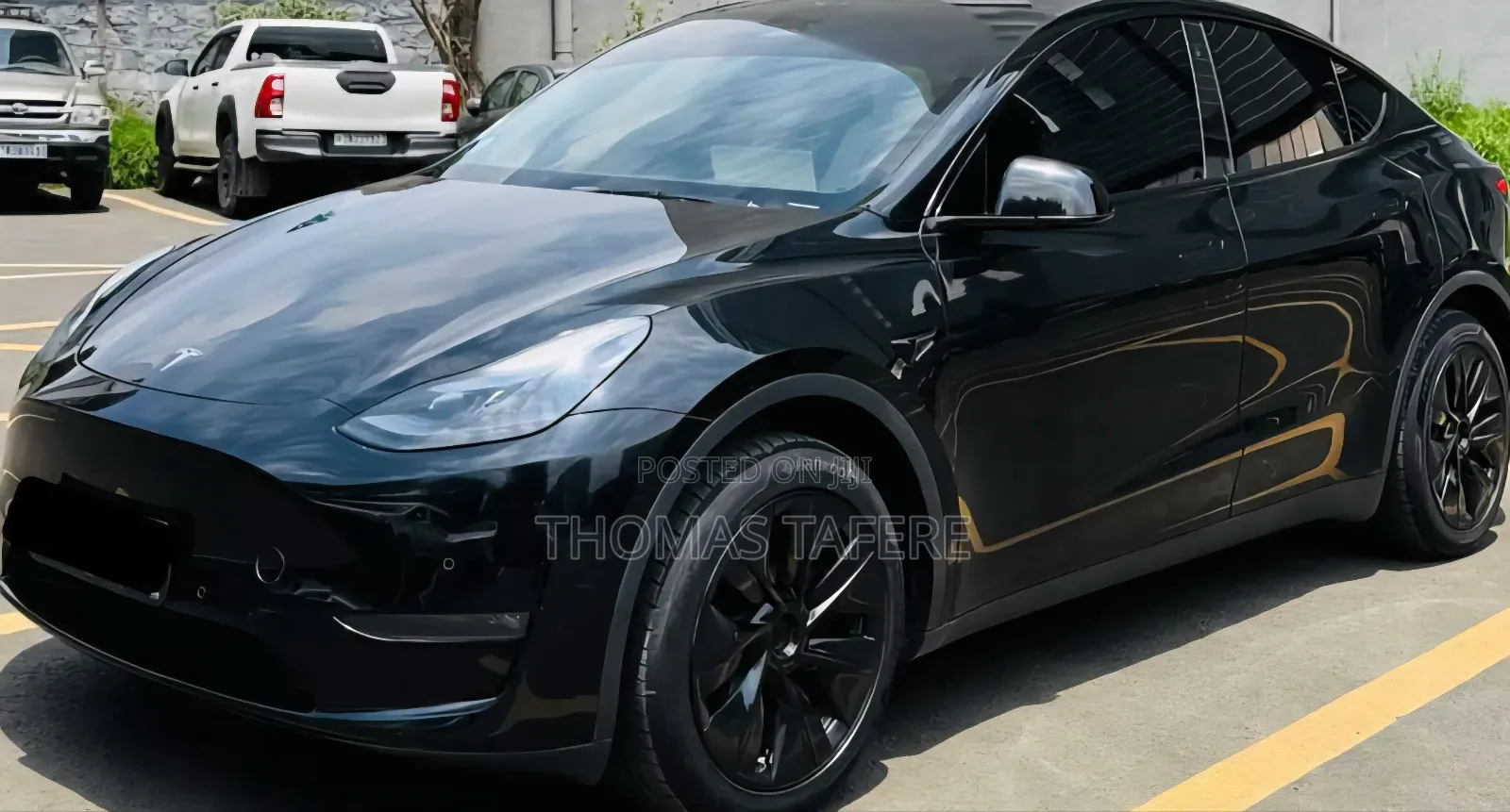 Tesla Model Y 2024