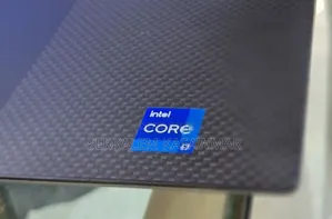 New Laptop Dell Precision 5570 16GB Intel Core I7 SSD 512GB