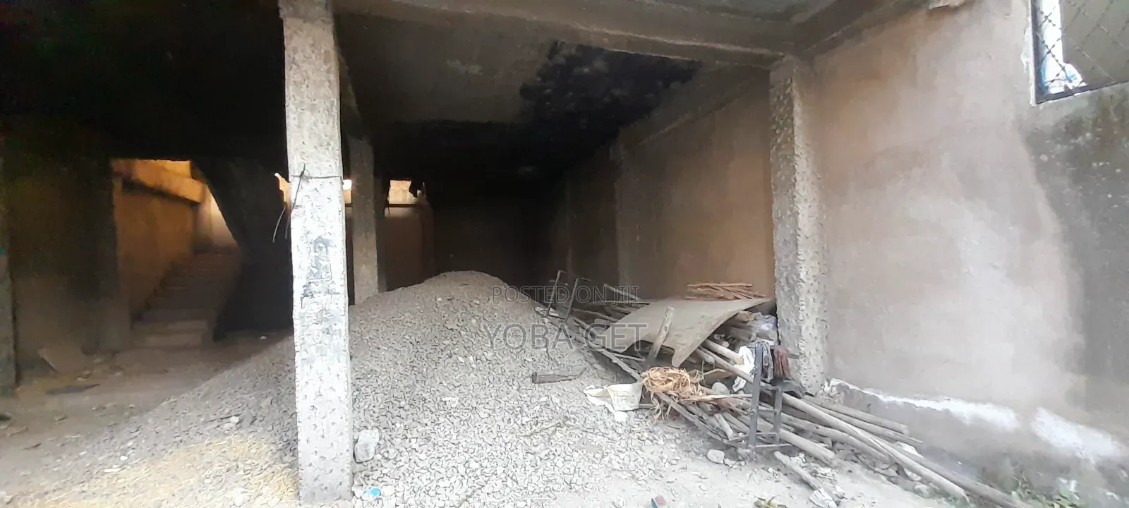 7bdrm House in Yoba, Akaky Kaliti for sale