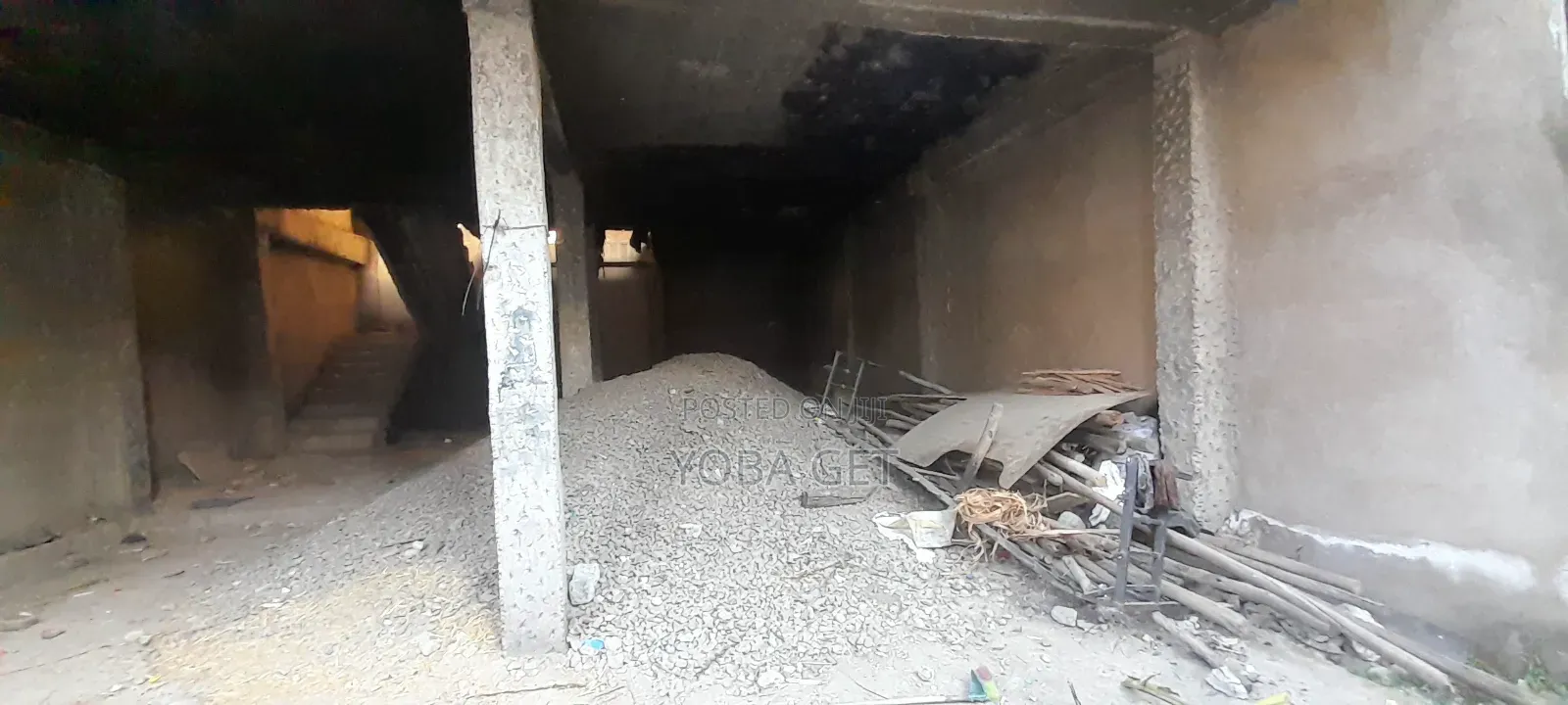 7bdrm House in Yoba, Akaky Kaliti for sale