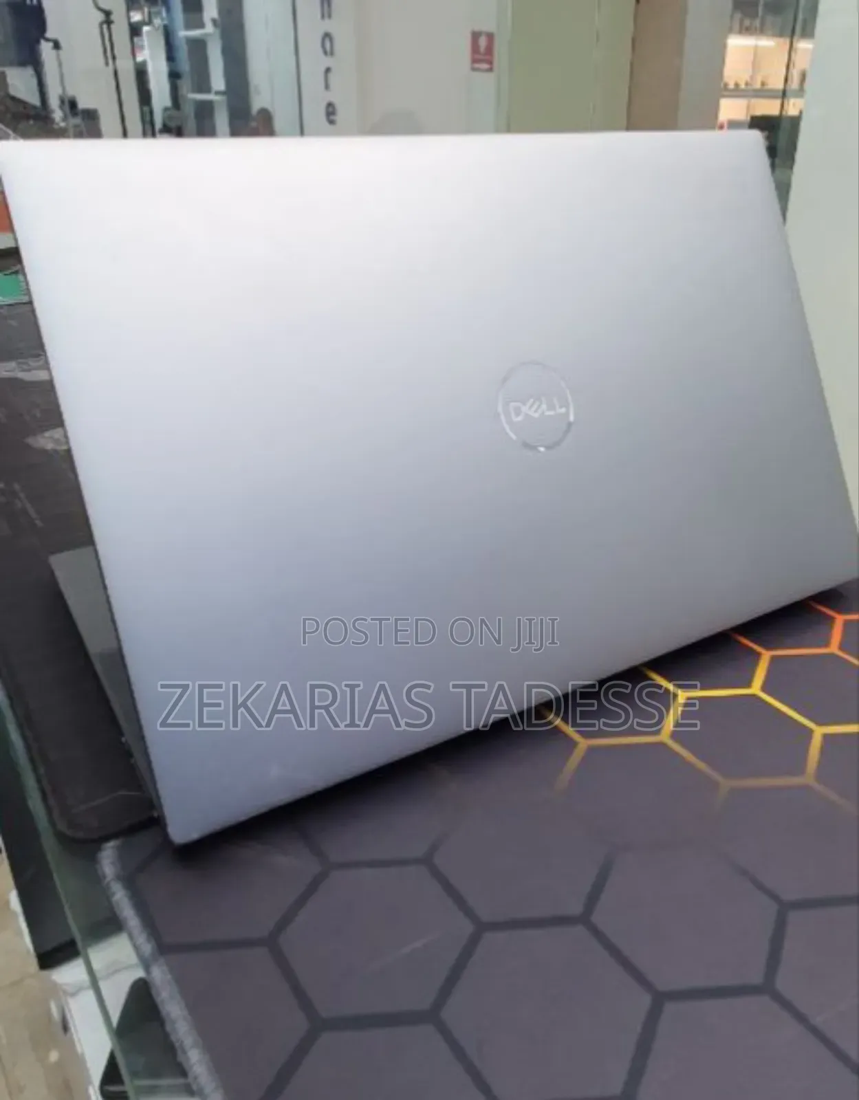 New Laptop Dell Precision 5570 16GB Intel Core I7 SSD 512GB