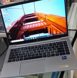New Laptop HP EliteBook 840 G8 16GB Intel Core I7 SSD 512GB