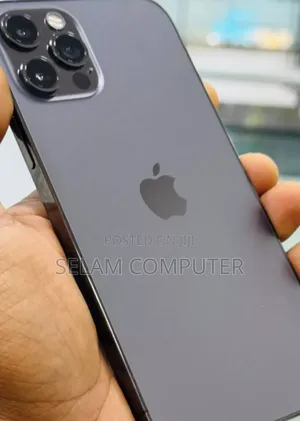 Photo - New Apple iPhone 12 Pro 128 GB Yellow