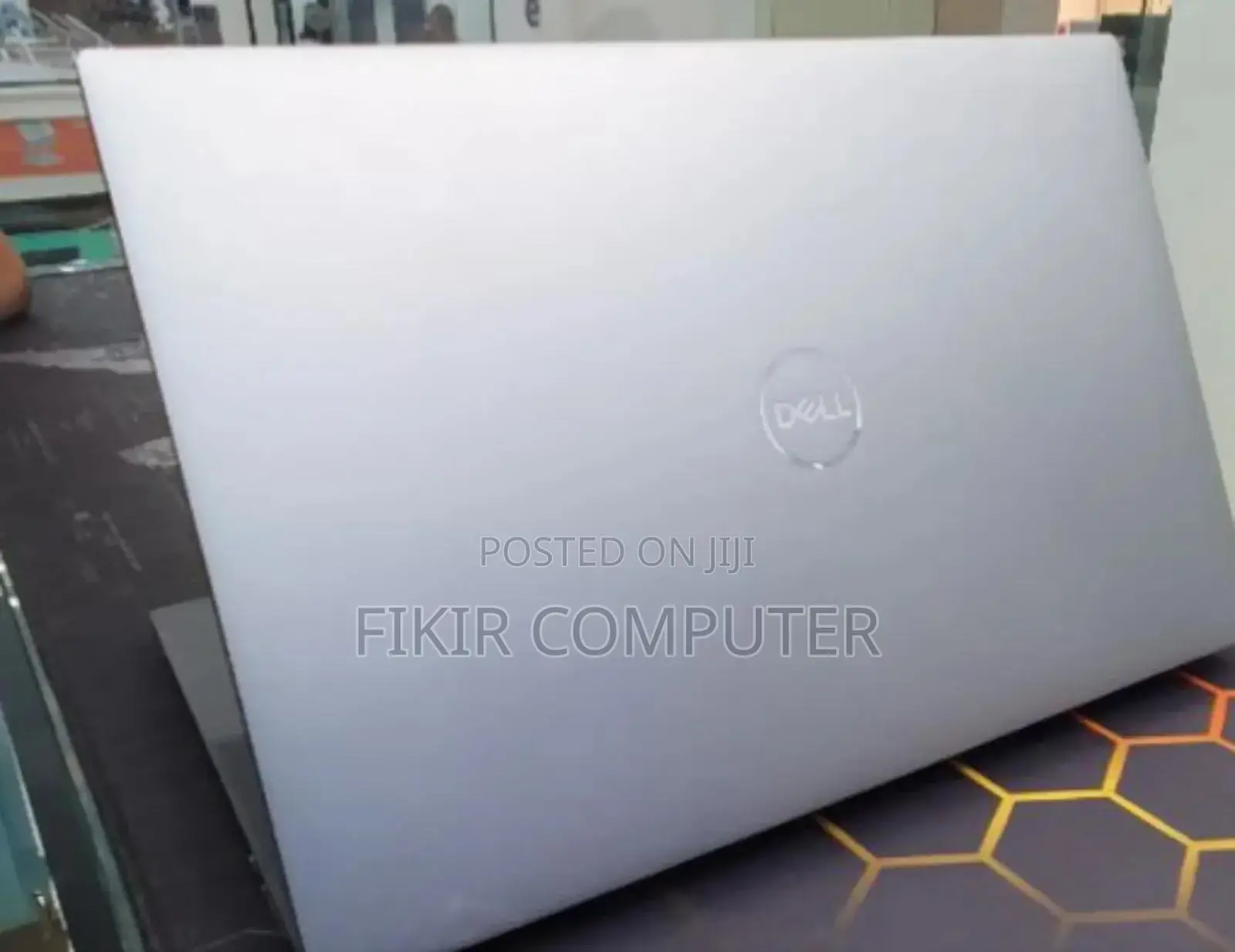 New Laptop Dell Precision 5570 16GB Intel Core I7 SSD 512GB