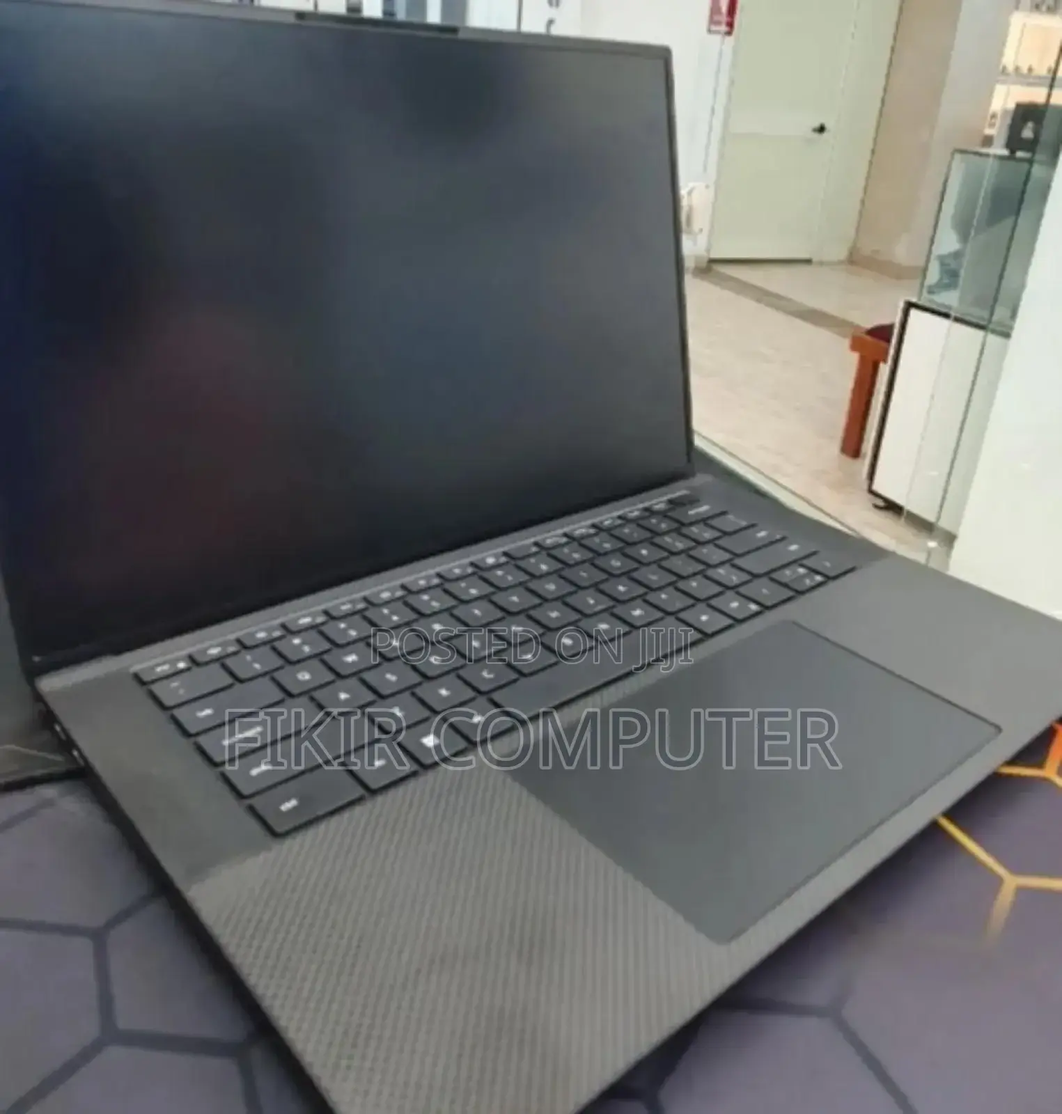 New Laptop Dell Precision 5570 16GB Intel Core I7 SSD 512GB