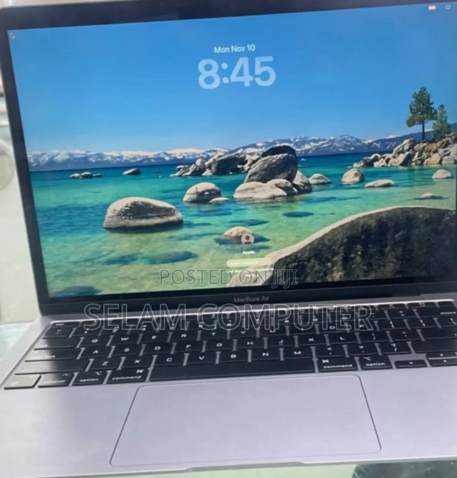 New Laptop Apple MacBook Pro M1 8GB Apple M1 SSD 256GB