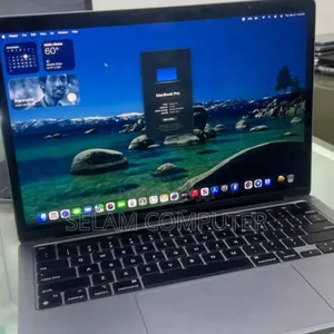 New Laptop Apple MacBook Pro M1 16GB Apple M1 SSD 256GB