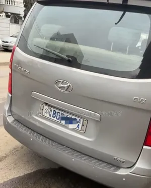 Hyundai Starex 2015 Silver