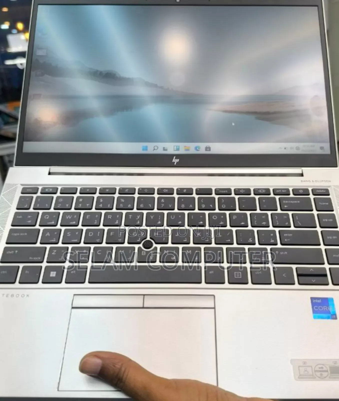 New Laptop HP EliteBook 840 G8 16GB Intel Core I7 SSD 512GB