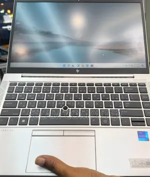 New Laptop HP EliteBook 840 G8 16GB Intel Core I7 SSD 512GB