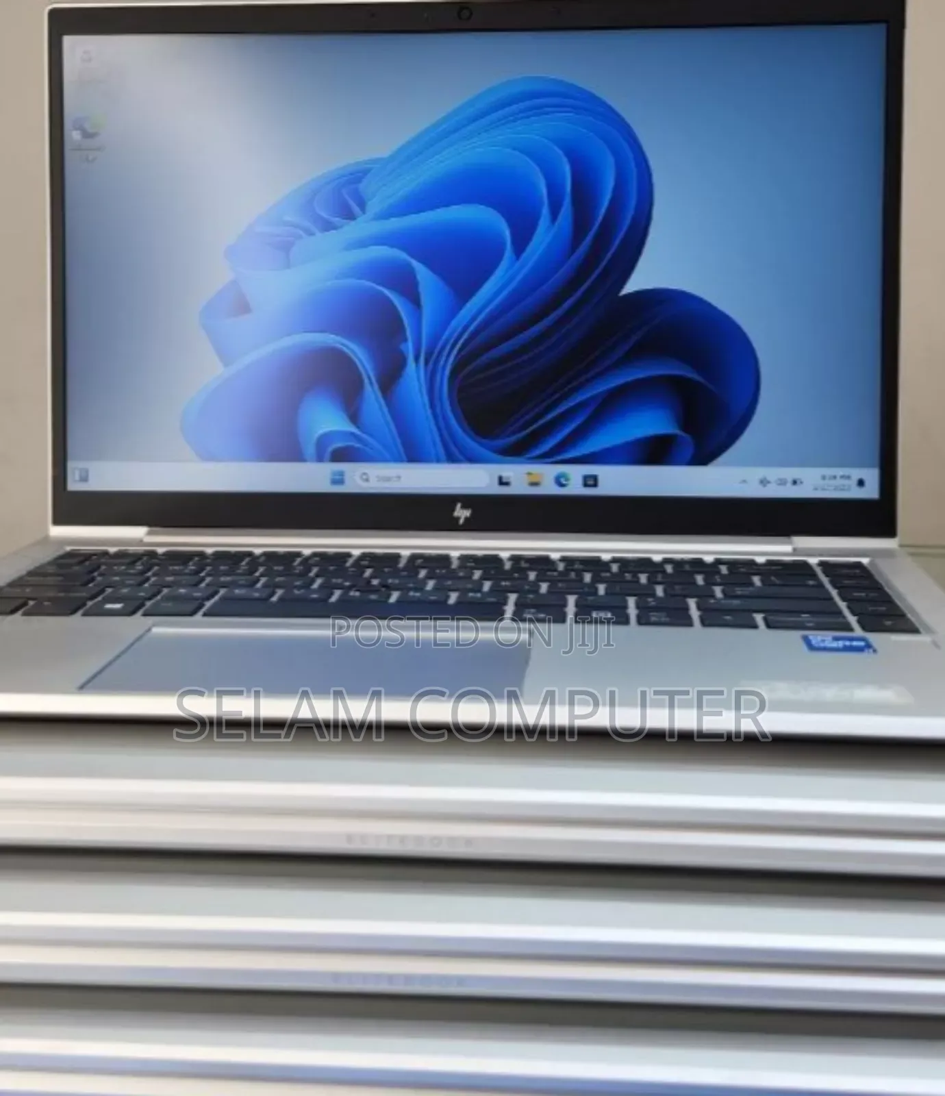 New Laptop HP EliteBook 840 G8 16GB Intel Core I7 SSD 512GB