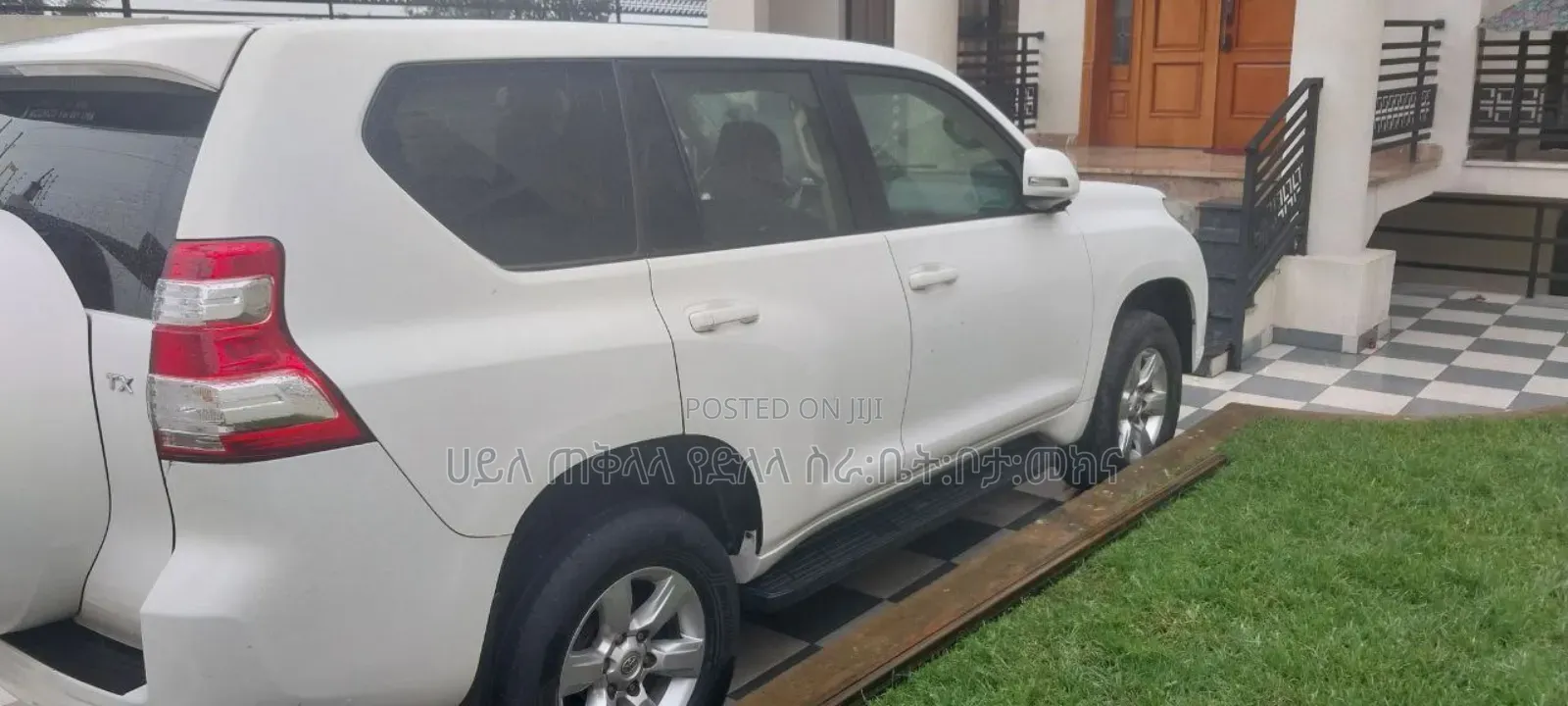 Toyota Land Cruiser Prado 2018 White