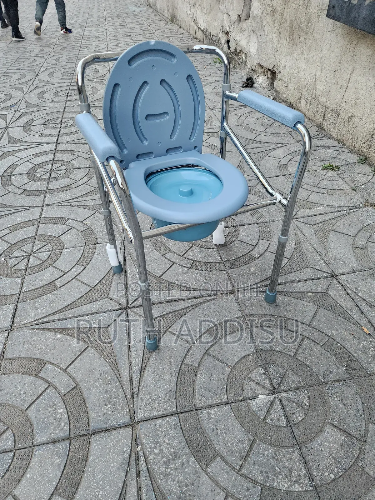 Commode Chair轟出brand New Commode Chair鳵的toilet Chair Heavy Duty Commod