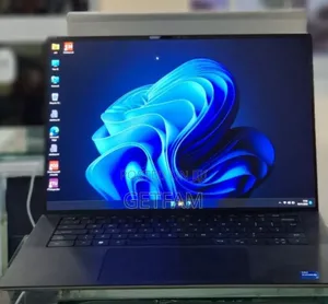 New Laptop Dell Precision 5570 16GB Intel Core I7 SSD 512GB