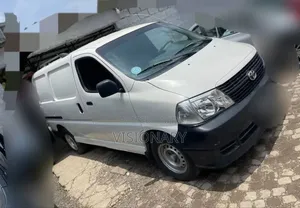 Toyota HiAce 2008 White