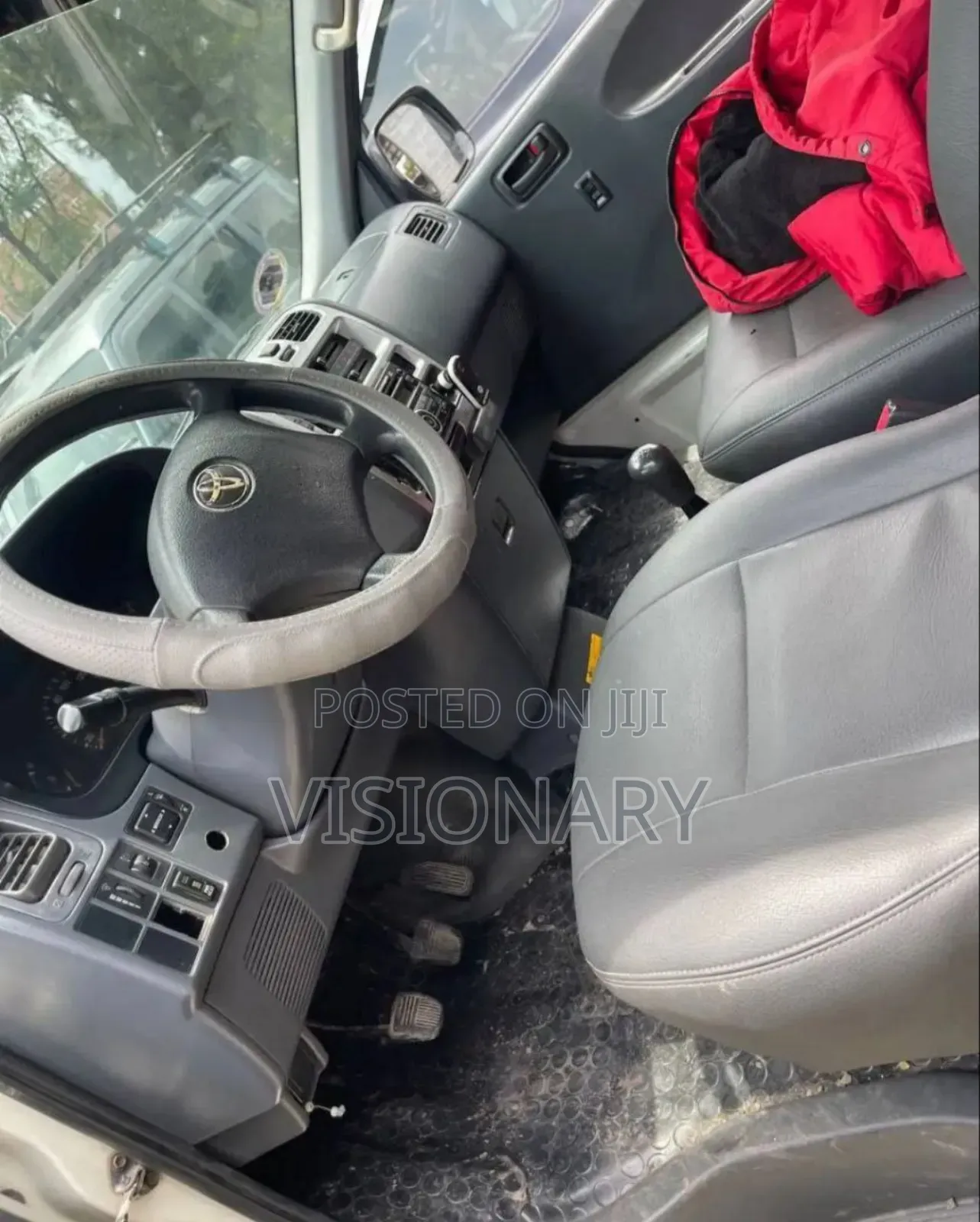 Toyota HiAce 2008 White