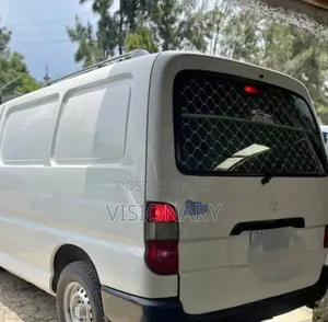 Toyota HiAce 2008 White