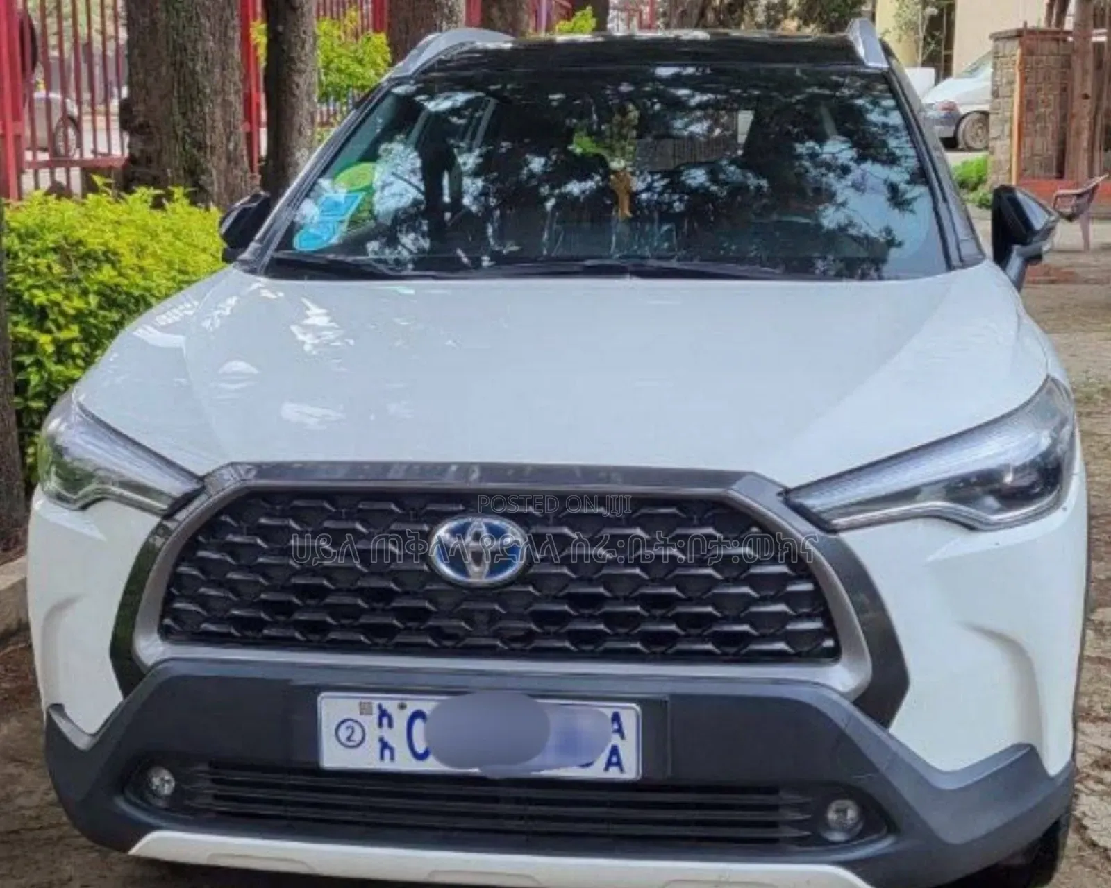 Toyota Corolla Cross Hybrid 2023 White