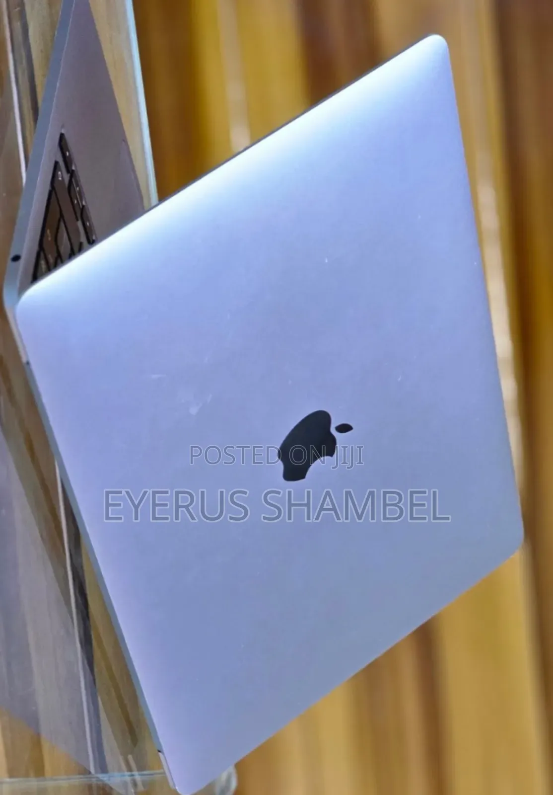 New Laptop Apple MacBook Pro 8GB Apple M2 SSD 256GB