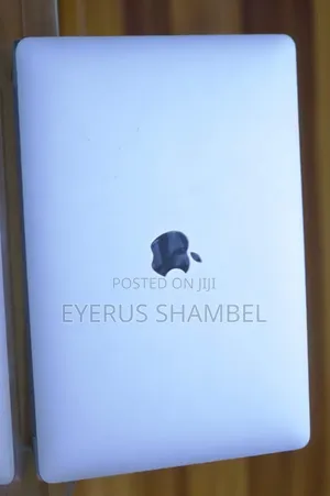 New Laptop Apple MacBook Pro 8GB Apple M2 SSD 256GB