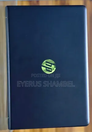 New Laptop HP Pavilion 10 8GB Intel Core I5 HDD 1T