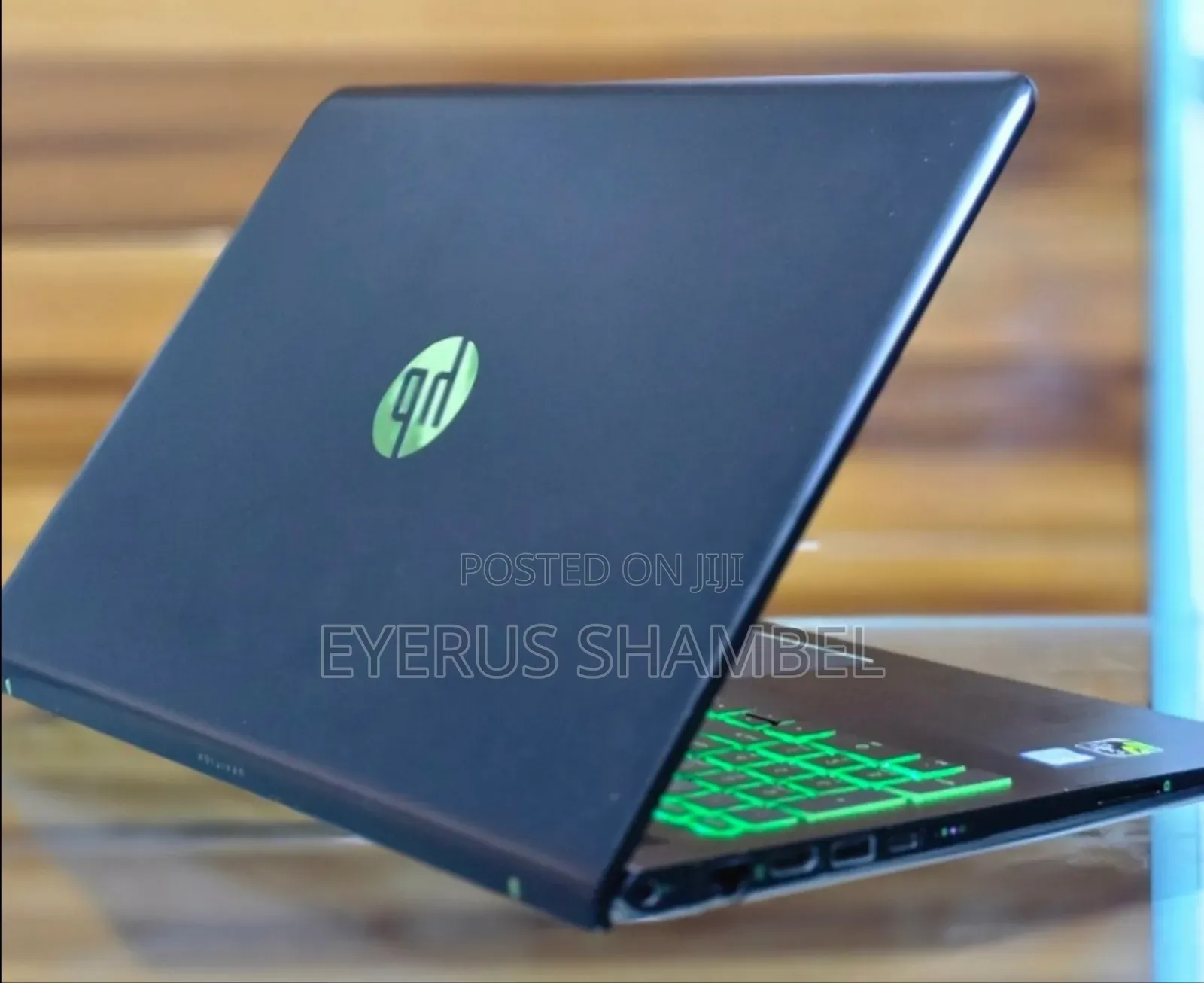 New Laptop HP Pavilion 10 8GB Intel Core I5 HDD 1T