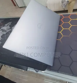 New Laptop Dell Precision 5570 16GB Intel Core I7 SSD 512GB