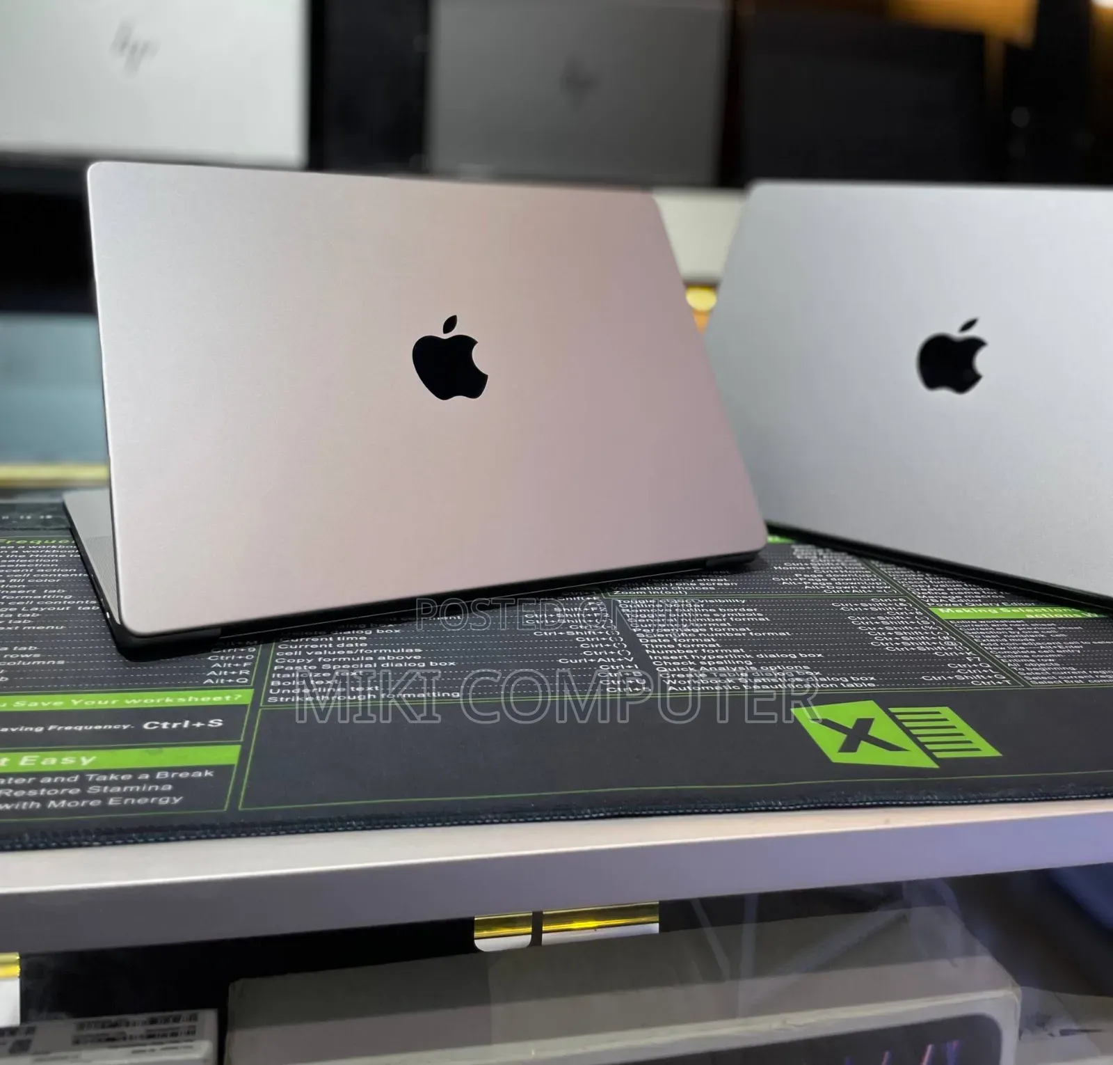 New Laptop Apple MacBook Pro M1 32GB Intel SSD 512GB