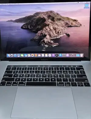 Photo - New Laptop Apple MacBook Pro 2019 16GB Intel Core I9 SSD 512GB