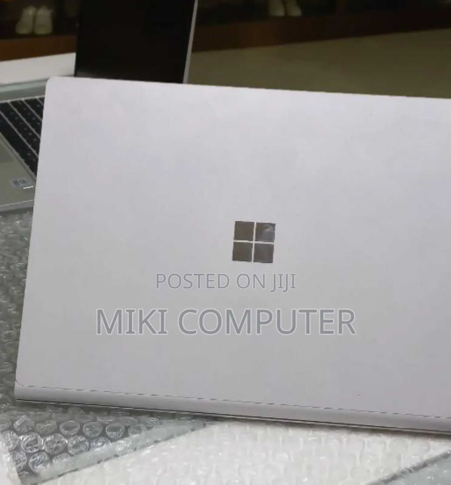 New Laptop Microsoft Surface 16GB Intel Core I7 SSD 256GB