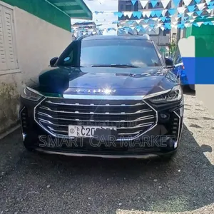 Photo - Jetour X70 Plus 2023 Blue