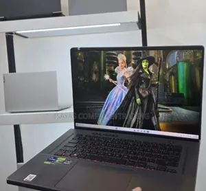 New Laptop Asus ROG Zephyrus G15 16GB Intel Core I9 SSD 1T