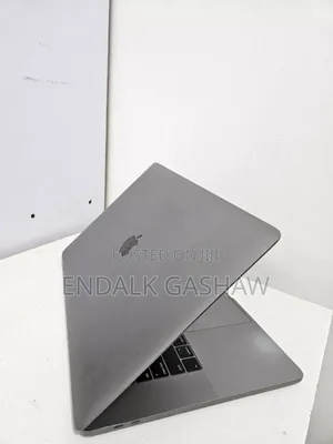 New Laptop Apple MacBook Pro 2019 16GB Intel Core I9 SSD 512GB