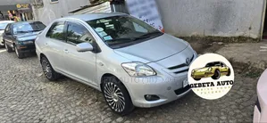 Photo - Toyota Yaris 2008