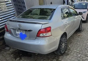 Toyota Yaris 2008