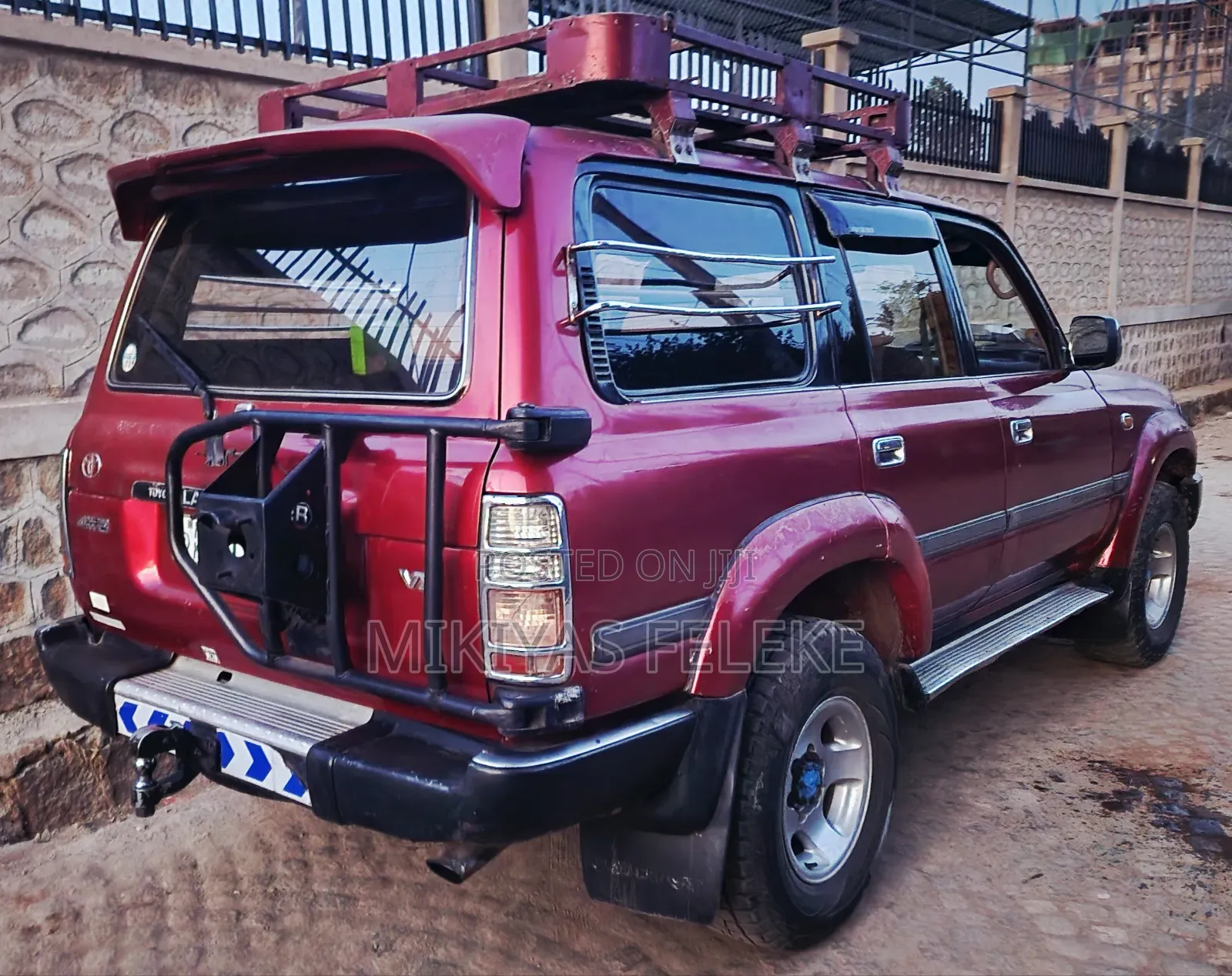 Toyota Land Cruiser 1992 Red