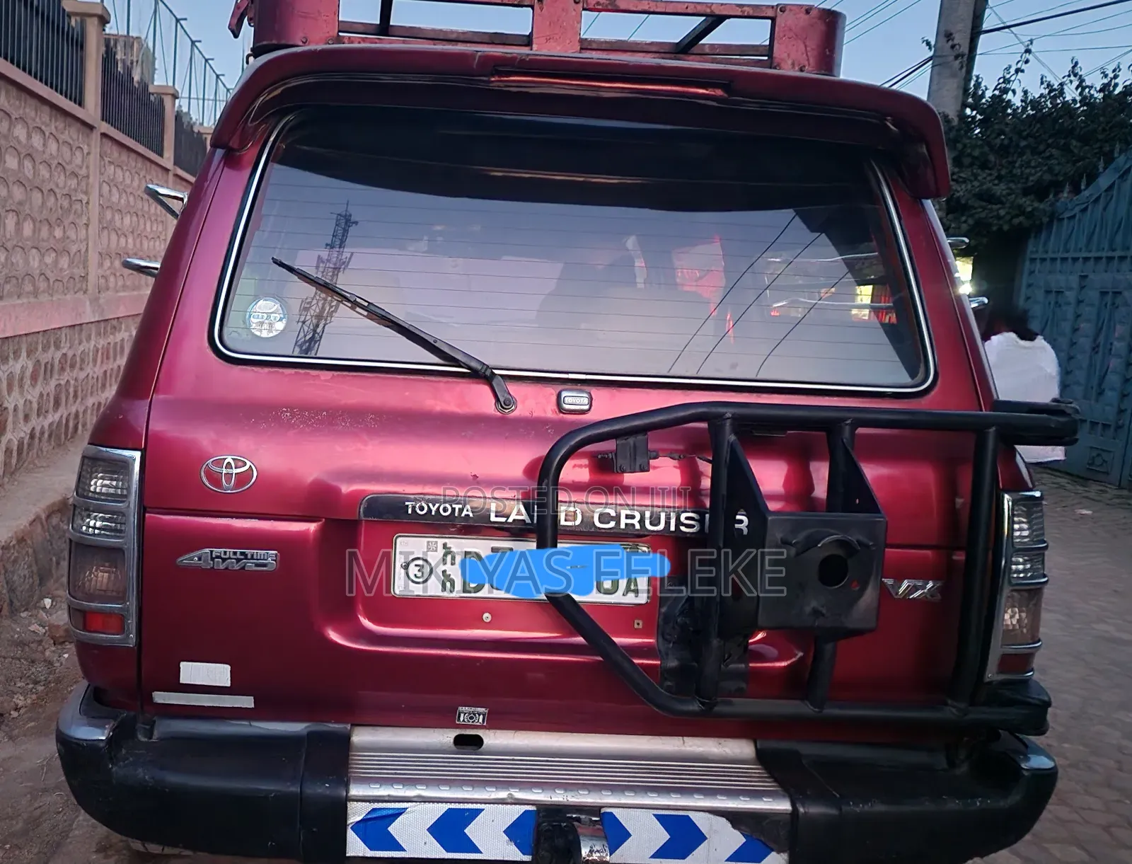 Toyota Land Cruiser 1992 Red