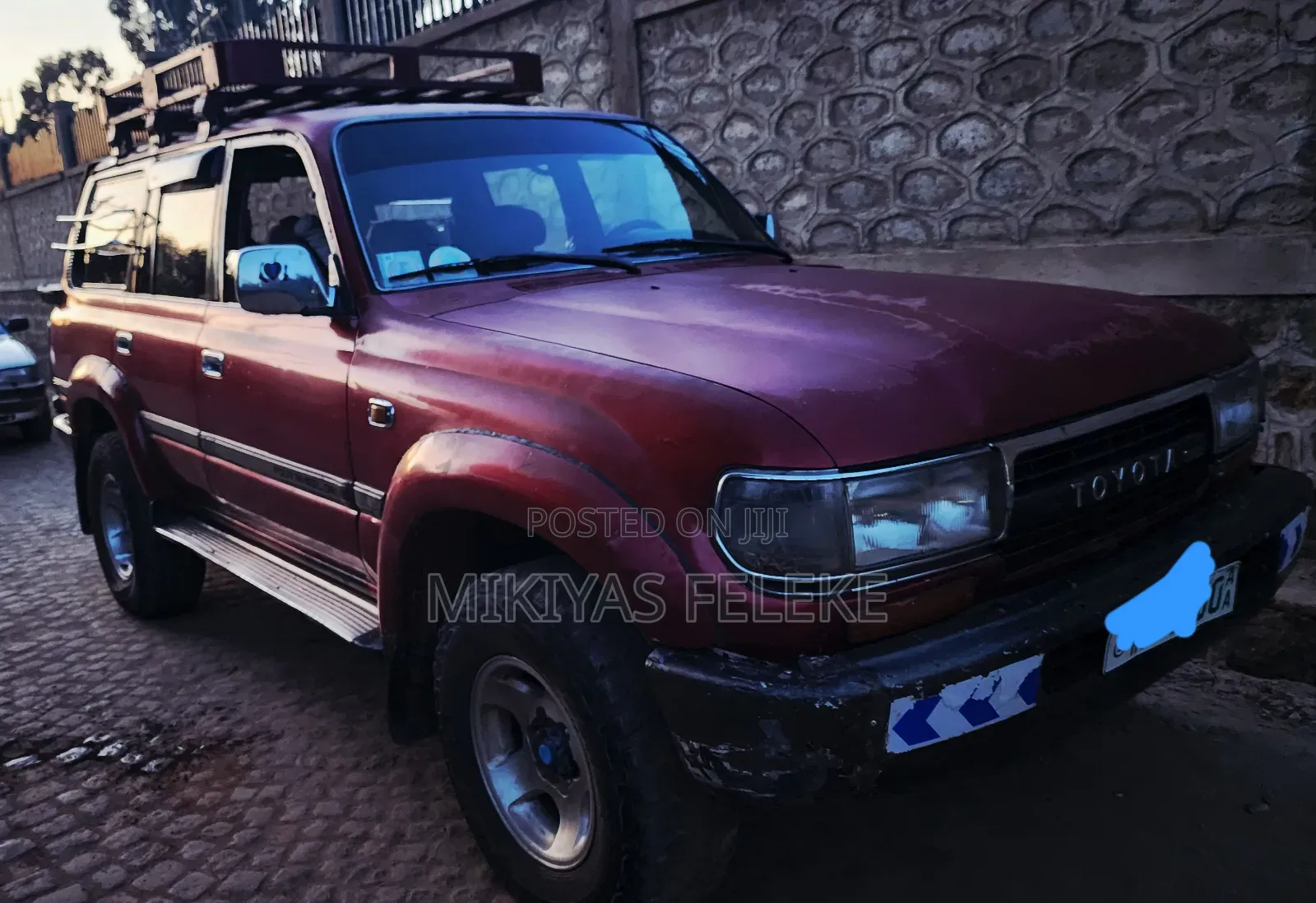 Toyota Land Cruiser 1992 Red