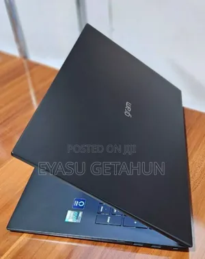New Laptop LG Gram 15.6 16GB Intel Core I7 SSD 1T