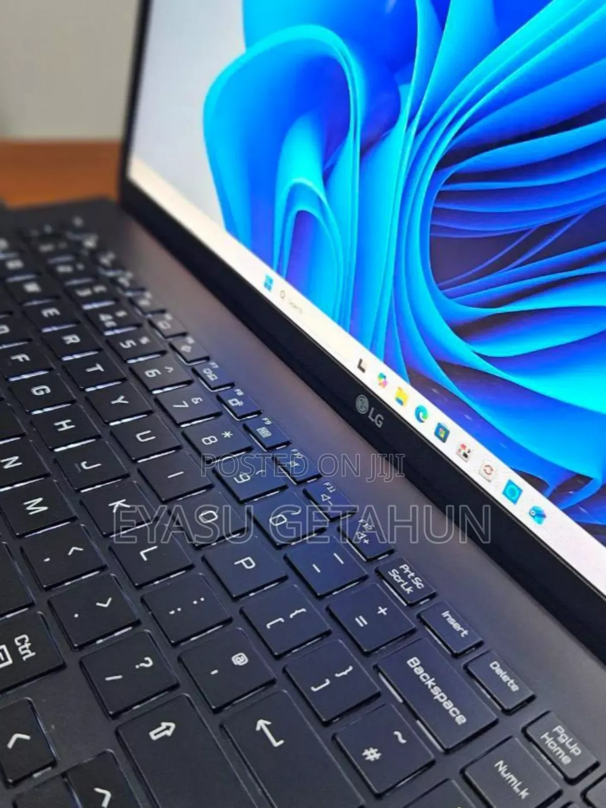 New Laptop LG Gram 15.6 16GB Intel Core I7 SSD 1T