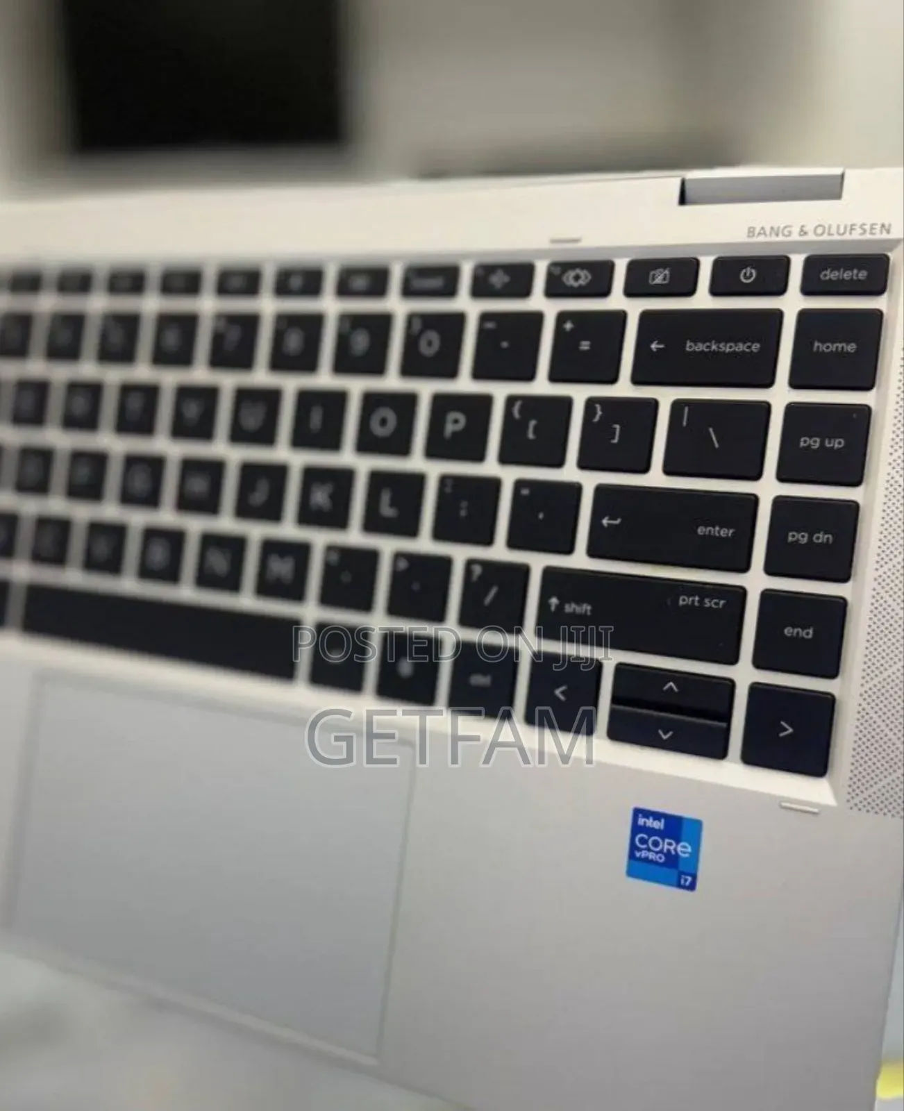 New Laptop HP EliteBook 1040 G8 16GB Intel Core i7 SSD 512GB