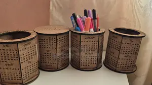 Photo - 2018 Calander Pen Holder