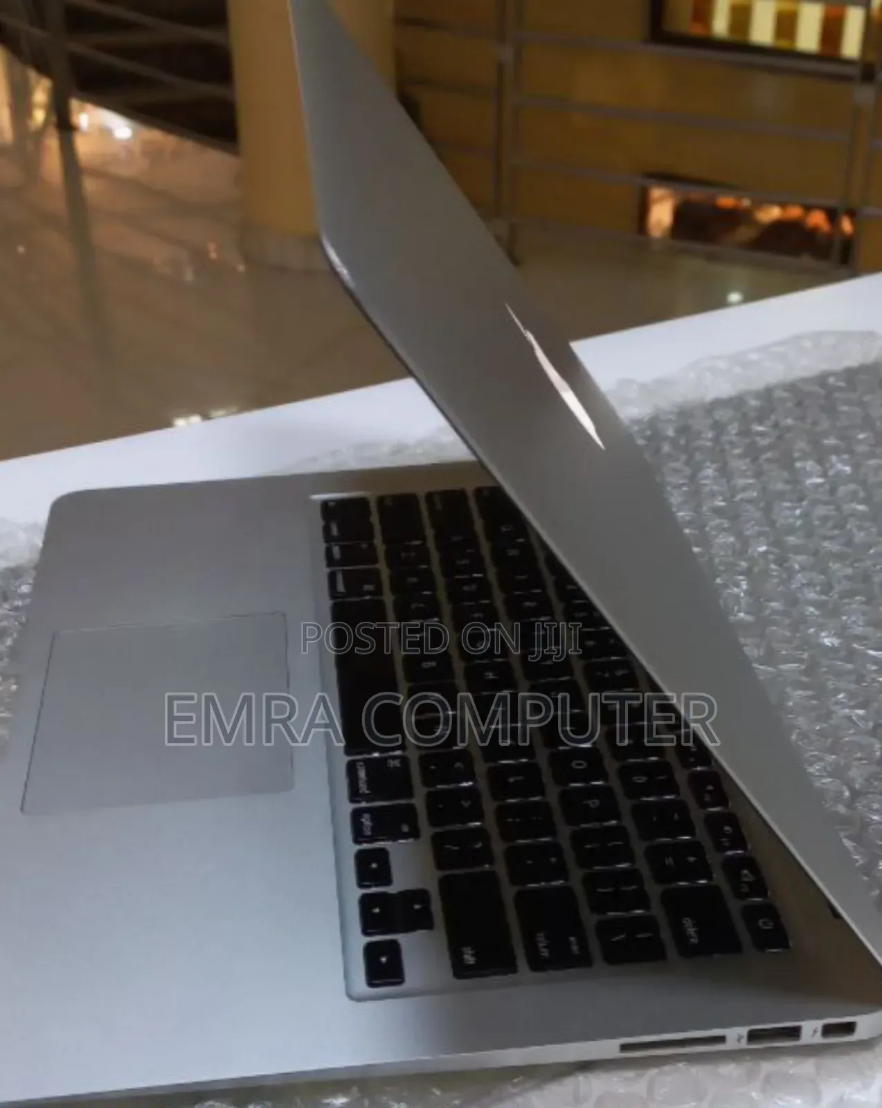 New Laptop Apple MacBook Air 2014 4GB Intel Core I5 SSD 256GB