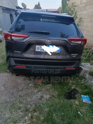 Photo - የመከራይ Rav4 መኪኖች አሉ ይደውሉ