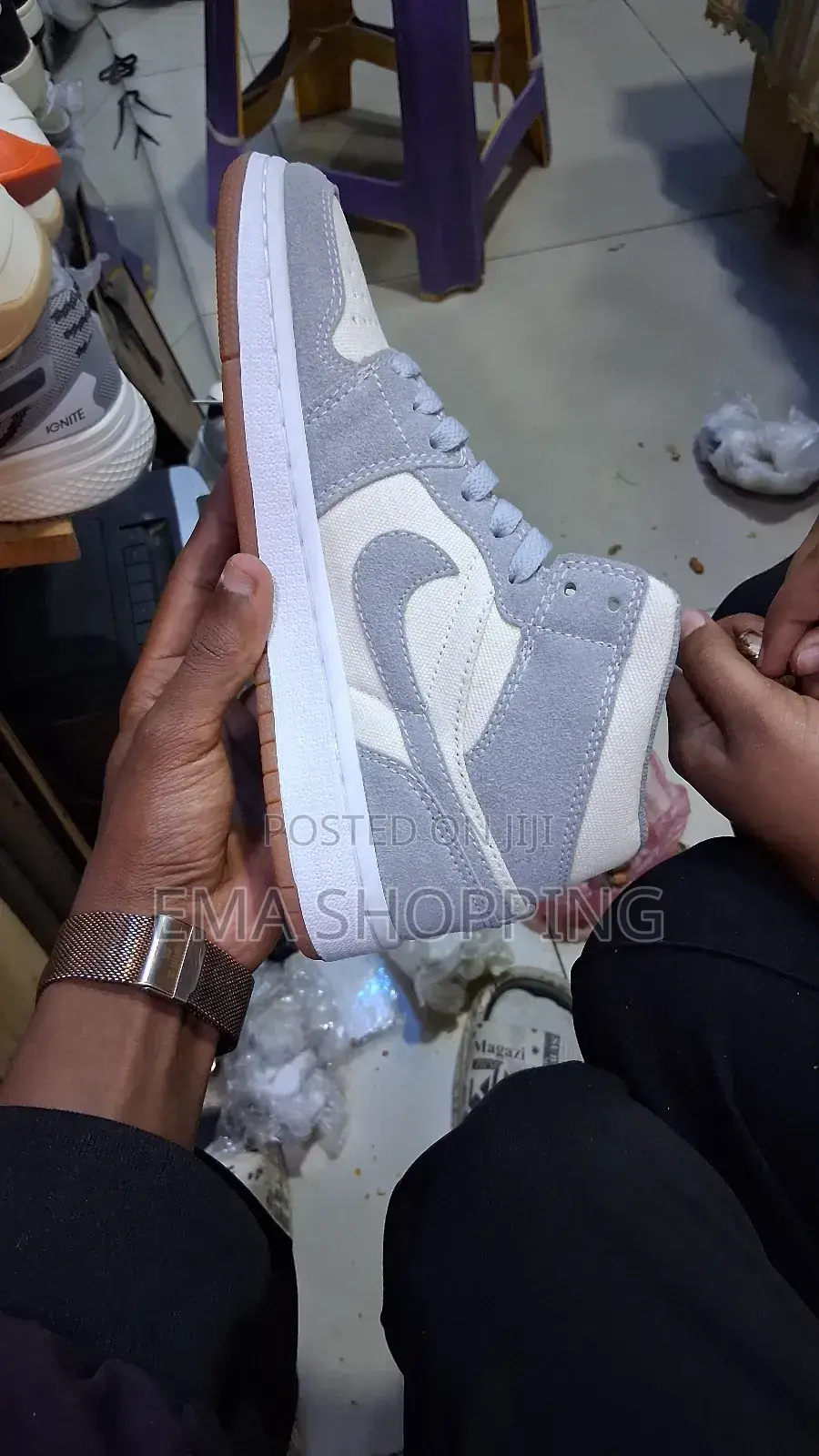 Air Jordan 1 Mid Se 'Coconut Milk Particle Gray'