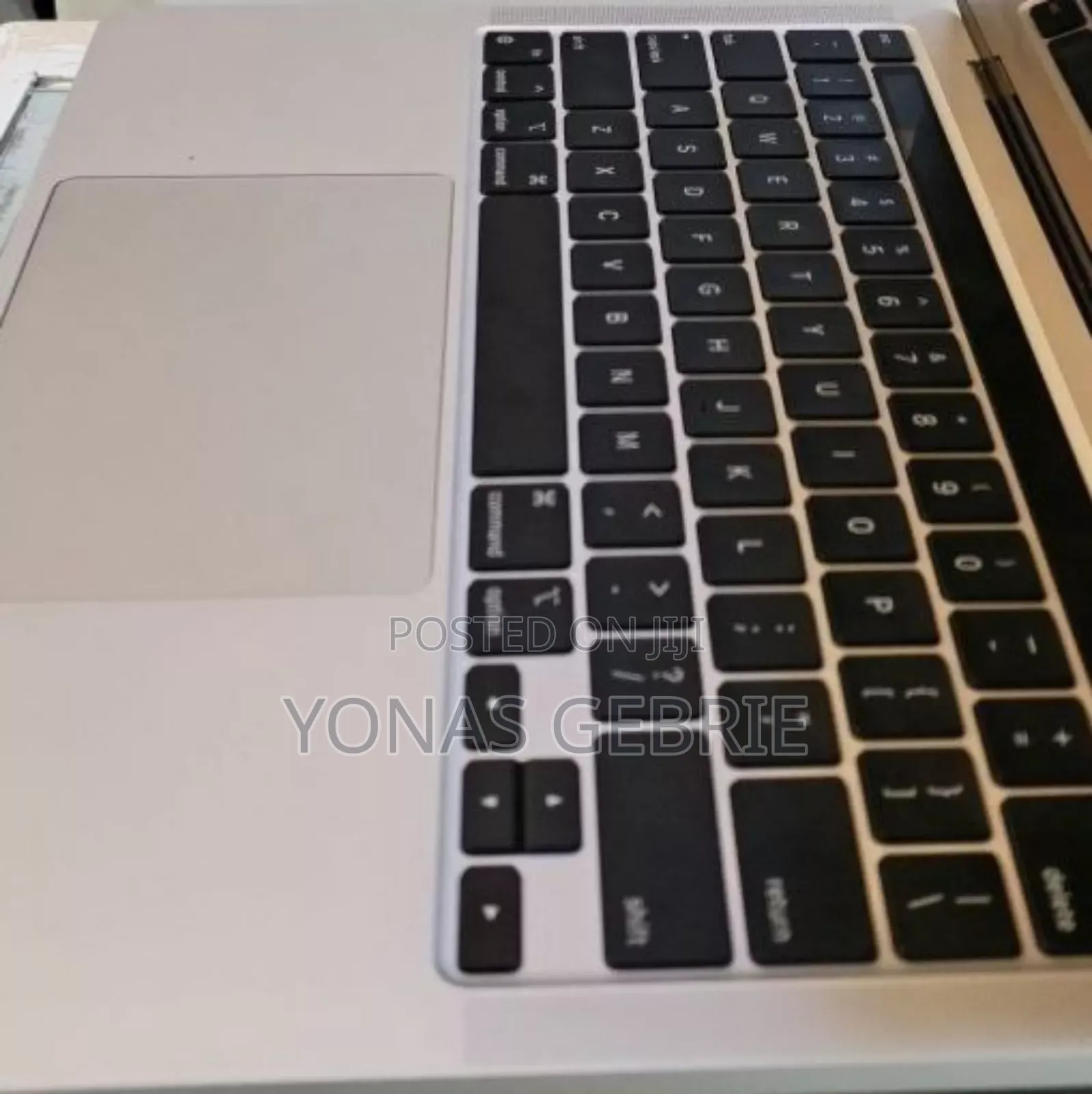 New Laptop Apple MacBook Pro M1 16GB Intel Core I7 SSD 512GB