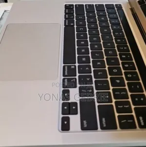 New Laptop Apple MacBook Pro M1 16GB Intel Core I7 SSD 512GB