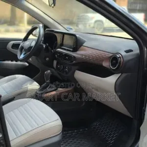 Hyundai I10 2021 Brown