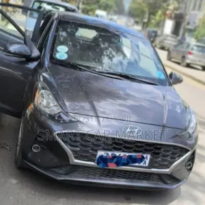 Photo - Hyundai I10 2021 Brown